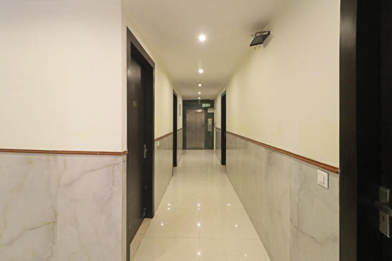 Hotel Paragon Suites 뉴델리 외부 사진